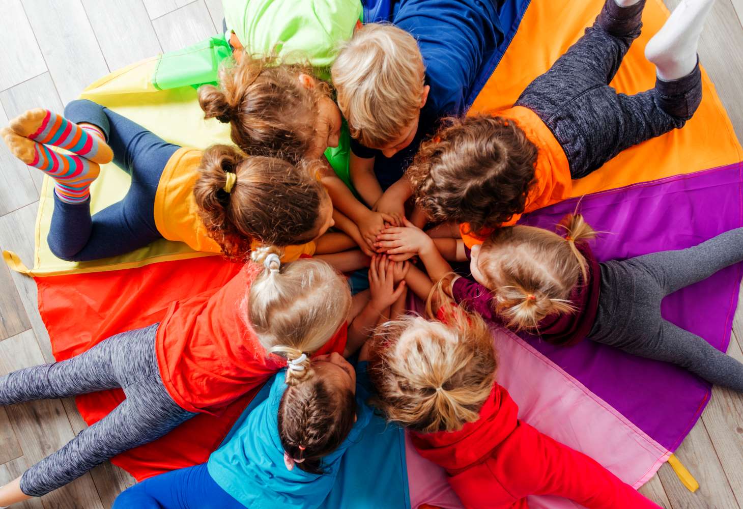 Zu sehen ist: Gruppe von Kindern
