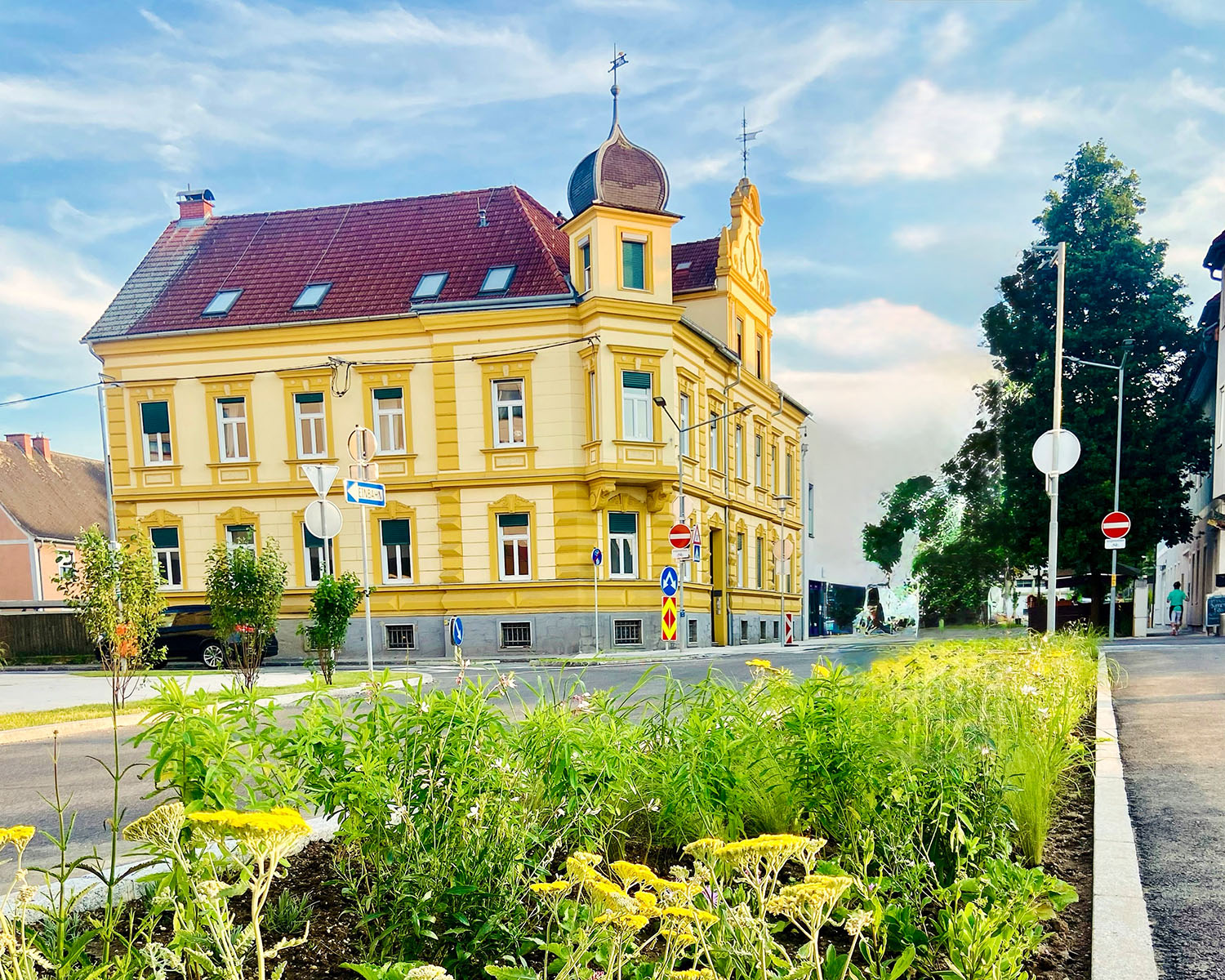 Gruenstreifen_Schillerstraße